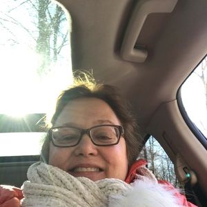 Meet your Posher, Lisa